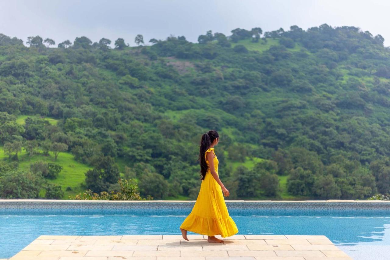 Stayvista'S Shivom Villa 12 - A Serene Escape With Views Of The Valley And Lake Lonavla Zewnętrze zdjęcie