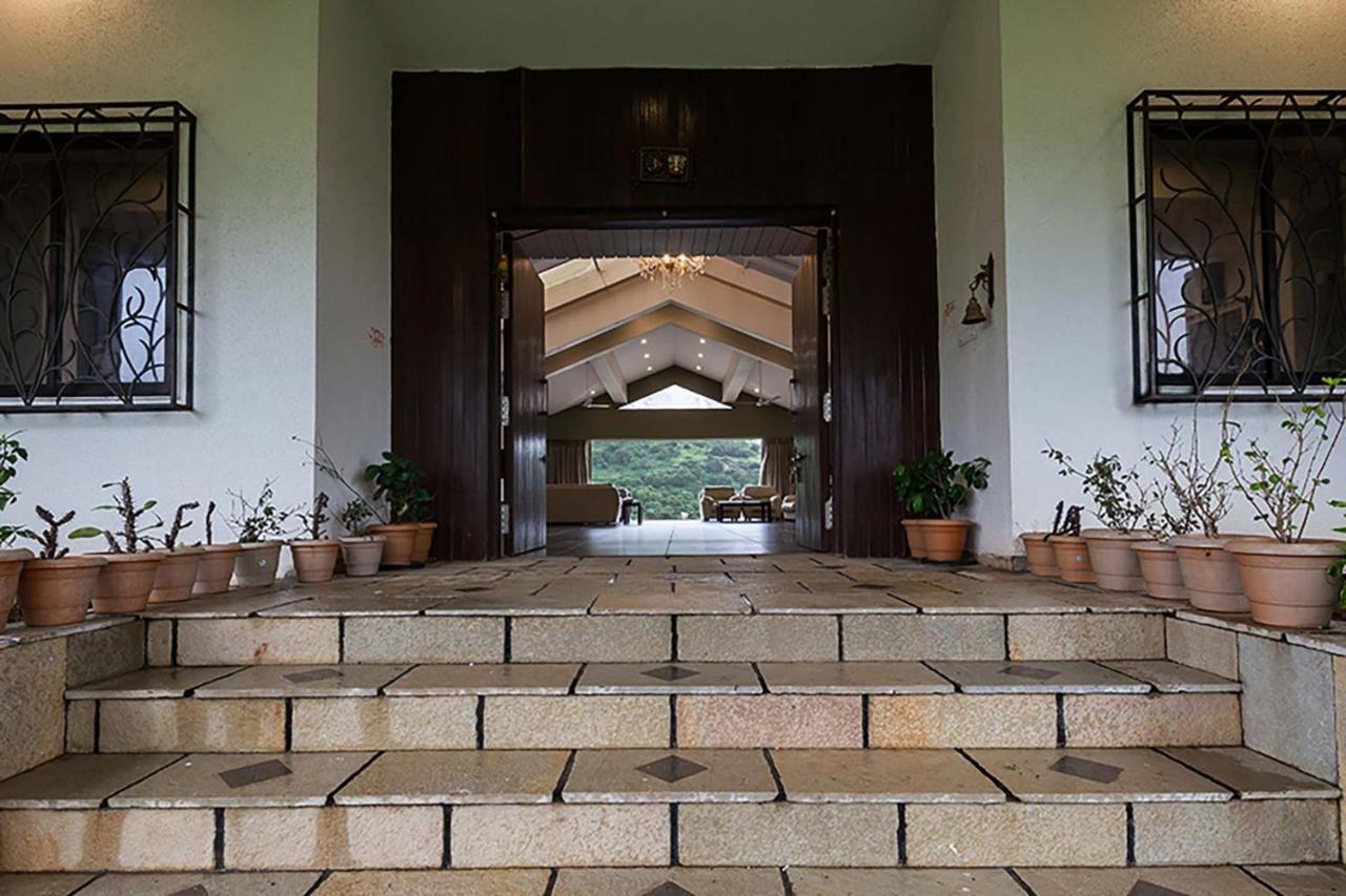 Stayvista'S Shivom Villa 12 - A Serene Escape With Views Of The Valley And Lake Lonavla Zewnętrze zdjęcie
