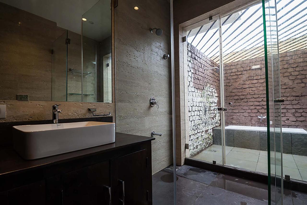 Stayvista'S Shivom Villa 12 - A Serene Escape With Views Of The Valley And Lake Lonavla Zewnętrze zdjęcie