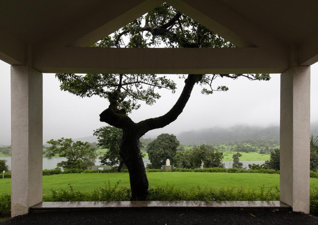 Stayvista'S Shivom Villa 12 - A Serene Escape With Views Of The Valley And Lake Lonavla Zewnętrze zdjęcie